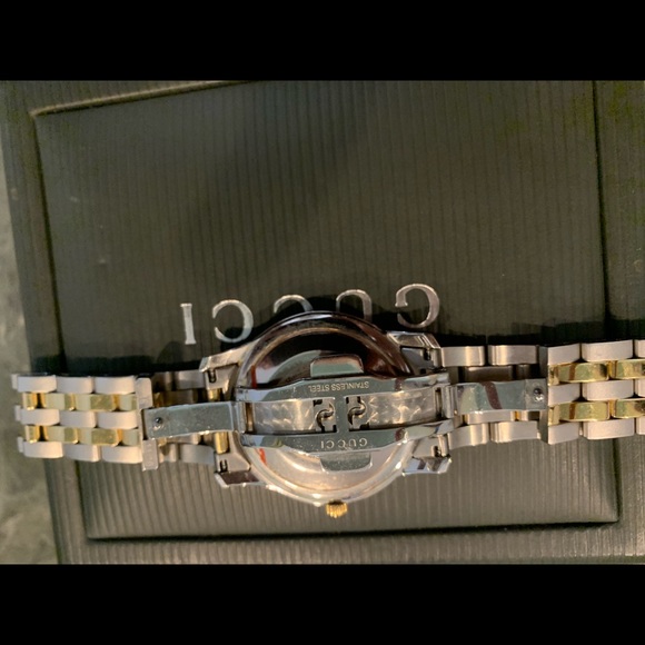 Gucci watch - Picture 4 of 4